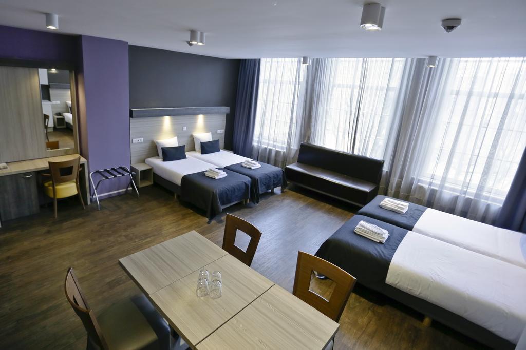 City Hotel Amsterdam Bagian luar foto