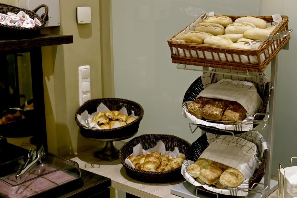 City Hotel Amsterdam Bagian luar foto
