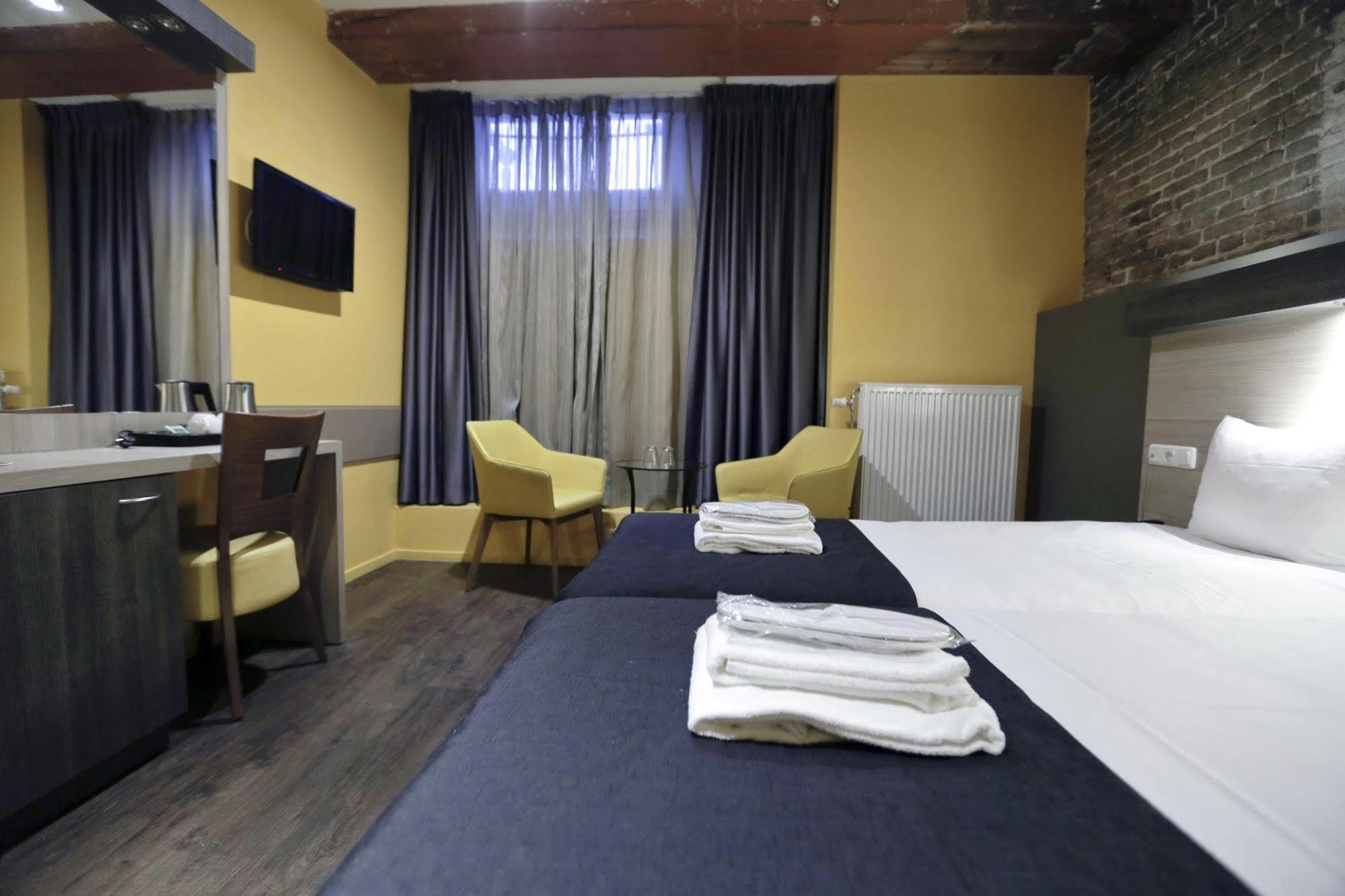 City Hotel Amsterdam Bagian luar foto