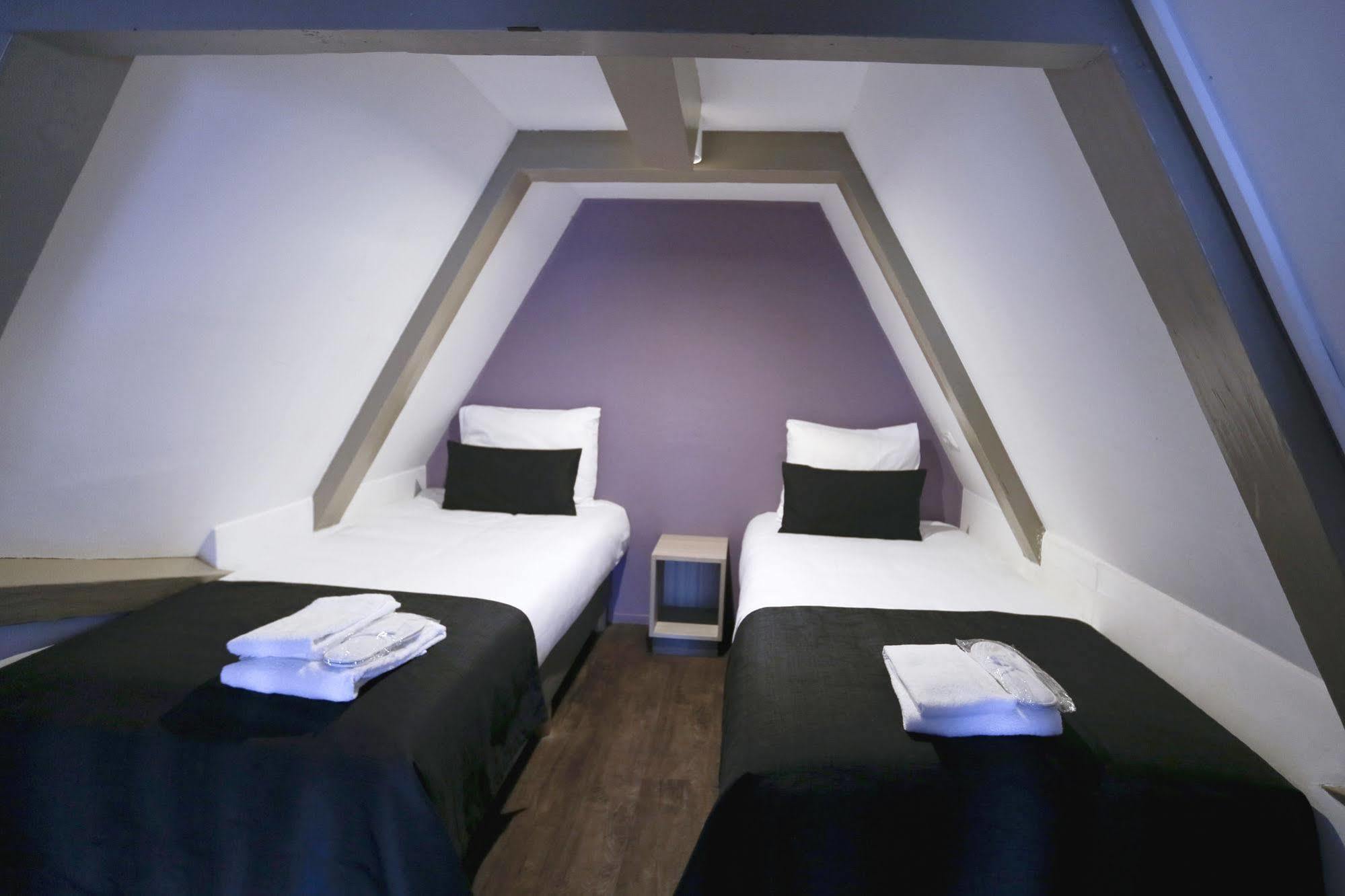 City Hotel Amsterdam Bagian luar foto