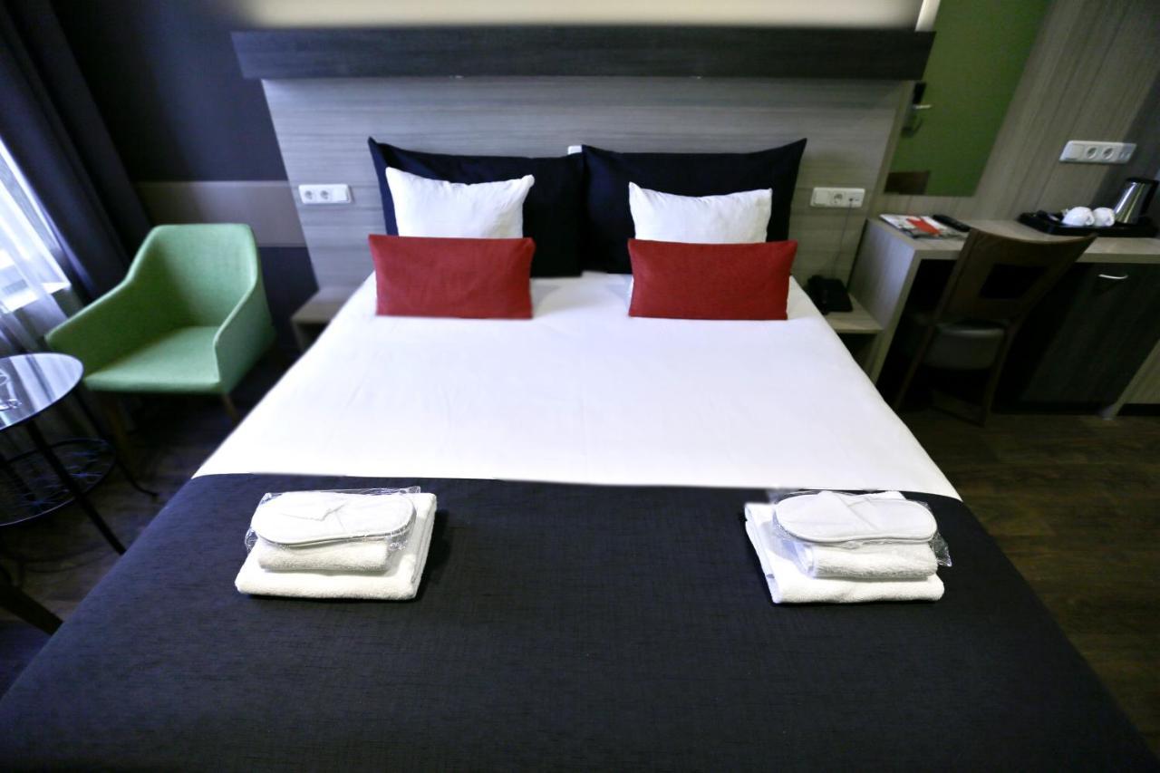 City Hotel Amsterdam Bagian luar foto